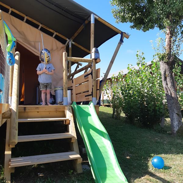 Tente safari lodge camping Place de la Famille